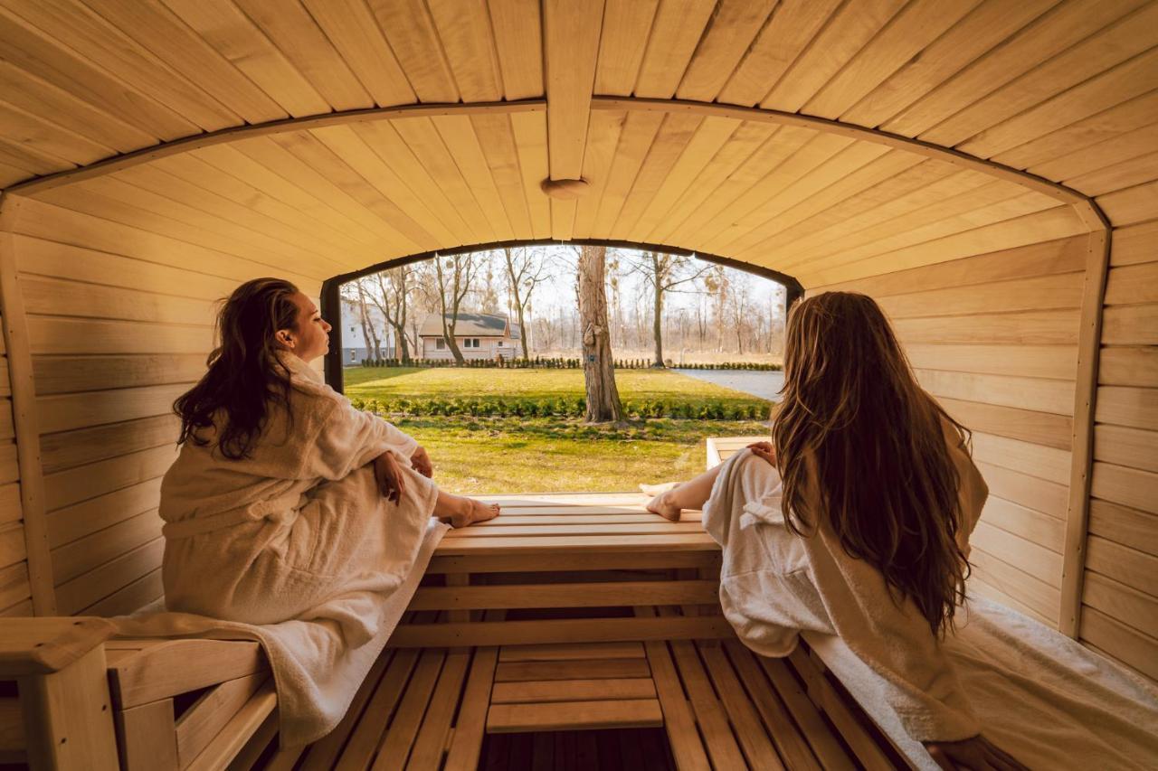 Aqua House Nocleg ze śniadaniem 3*